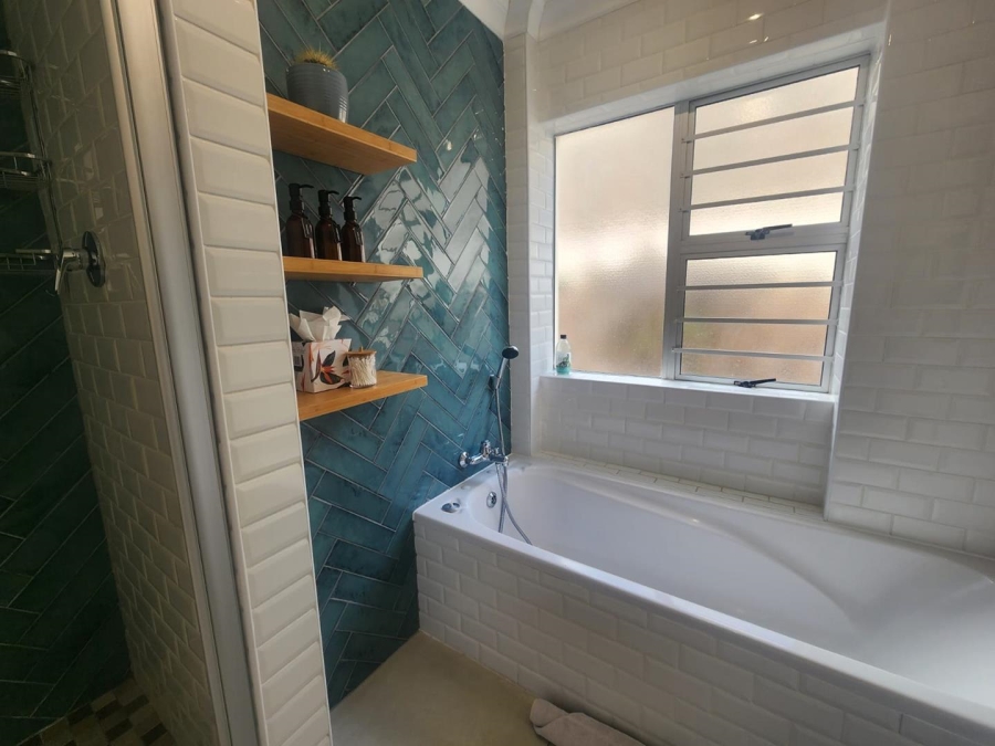 To Let 2 Bedroom Property for Rent in Big Bay Western Cape
